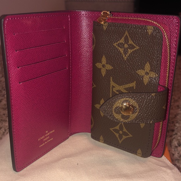 Louis Vuitton Juliette Wallet. New condition! - Picture 3 of 9